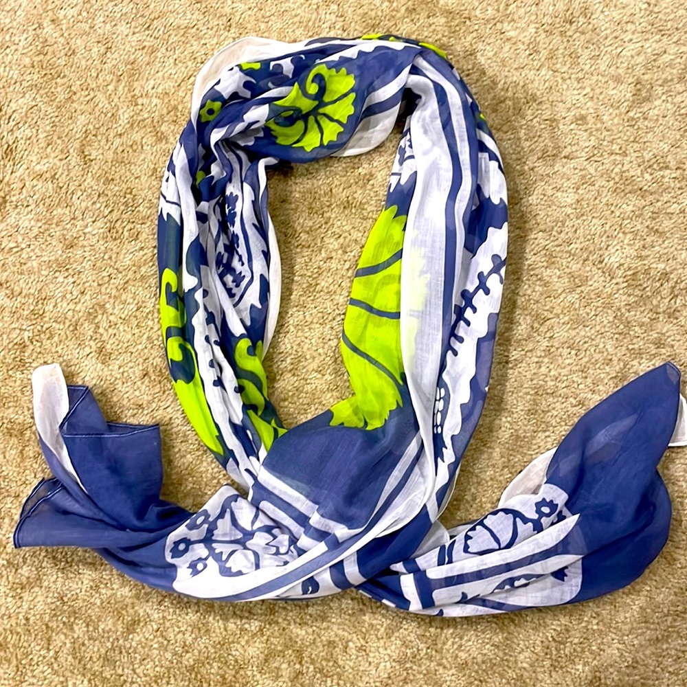 Green, blue and white scarf